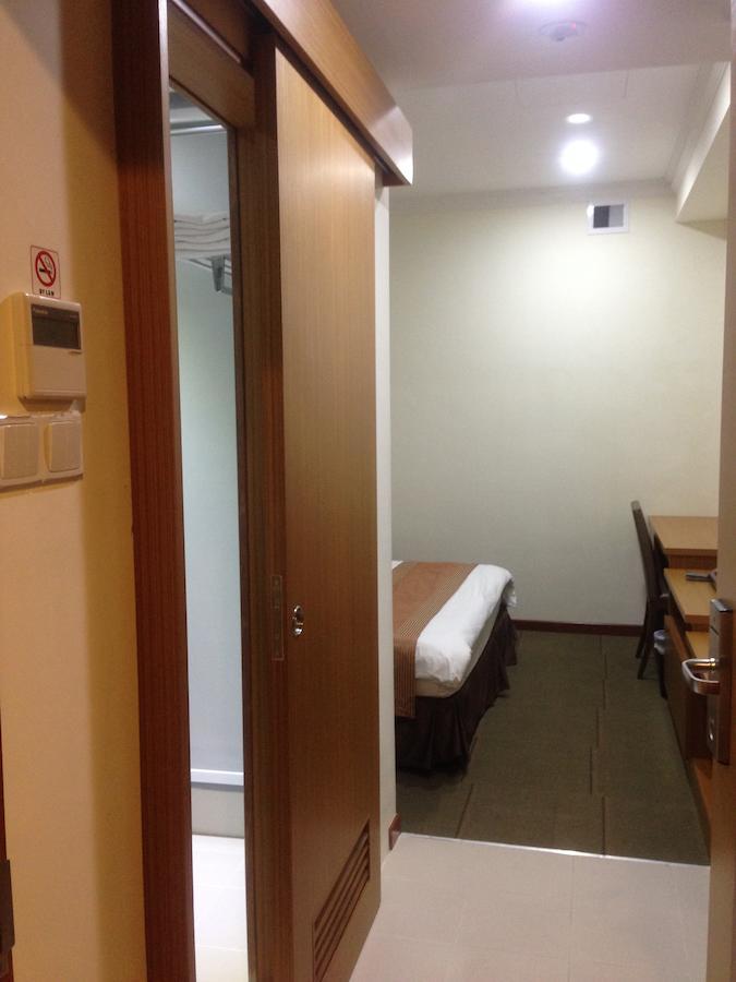 New Cape Inn Singapore Room photo